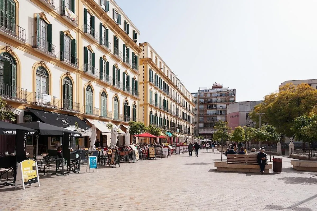 C10 - Alluring Apartment In Malaga Downtown